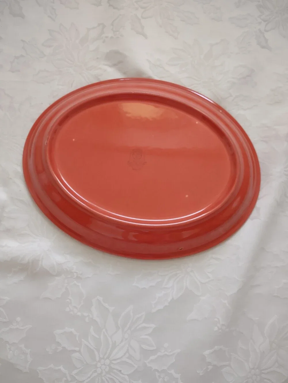 Waived Etching Ceramic Oval Tray 13.5 Inch